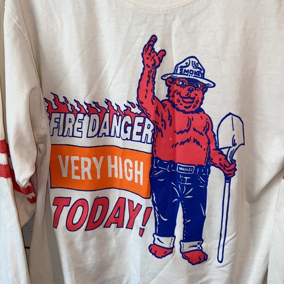 🌸Mighty fine smoky the best crop top size M - Picture 2 of 4